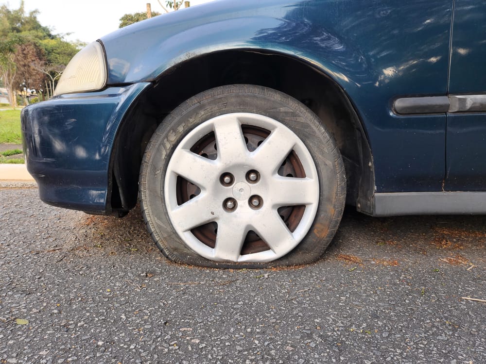 Wat te doen bij een klapband op de snelweg? post image