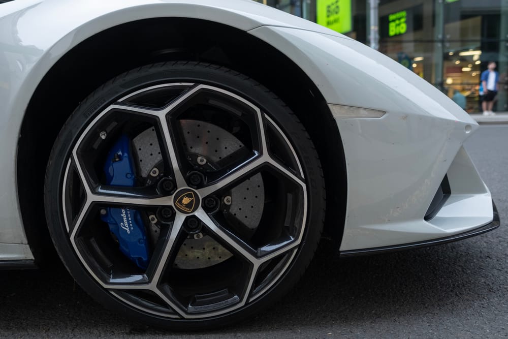 Andere velgen onder je auto? Dit moet je weten post image